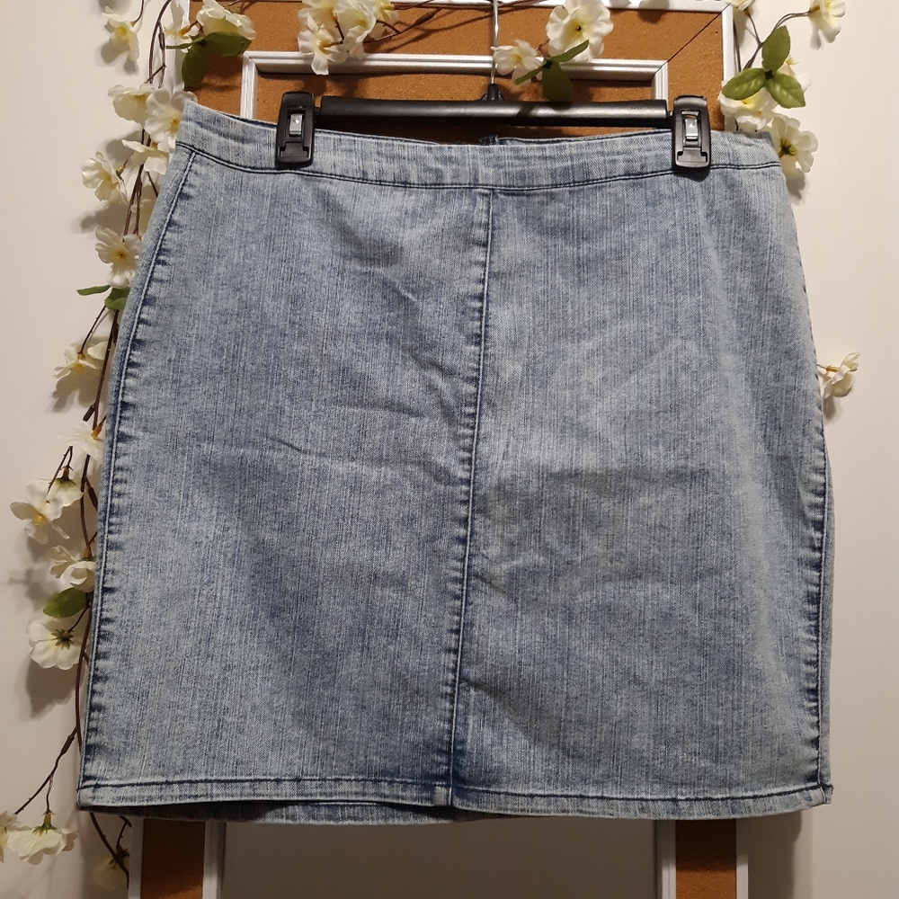 HWY jeans- XL  denim skirt